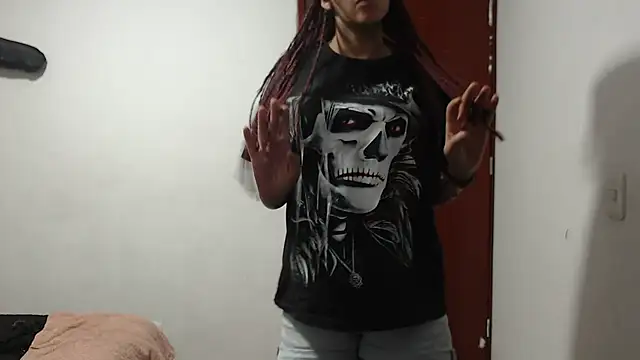 Snapshot of annie_clark2 chatting on 20, 3, 2025 annie clark2 online show from 20, 3, 2025