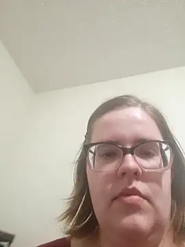 VeiledMuse online show from 5, 4, 2026