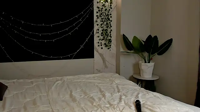 MalvinaDream online show from 15, 4, 2026