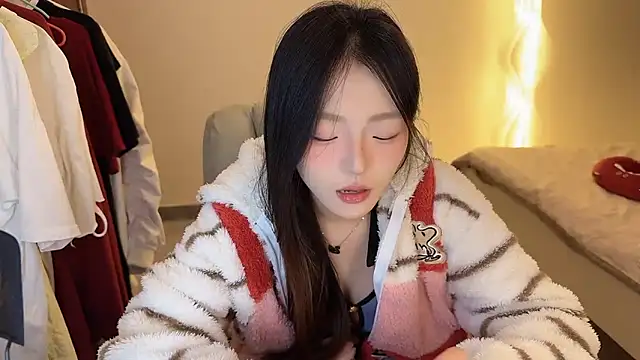 Robin-o3 online show from 18, 10, 2025