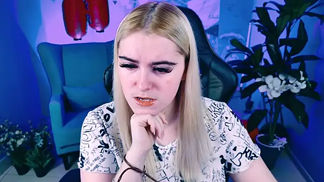 Stef Nicks online show from 6, 11, 2025