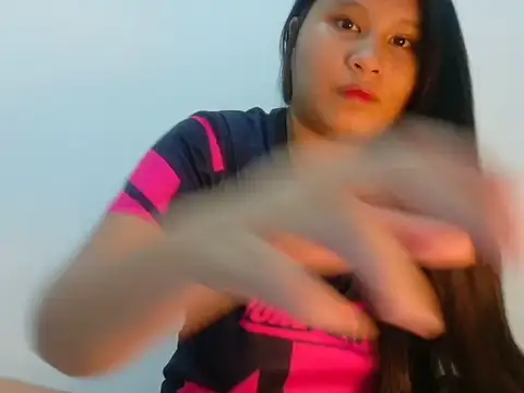 wildasianbigboobs online show from 15, 11, 2025