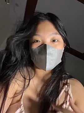 Thuylinh05 online show from 13, 10, 2025