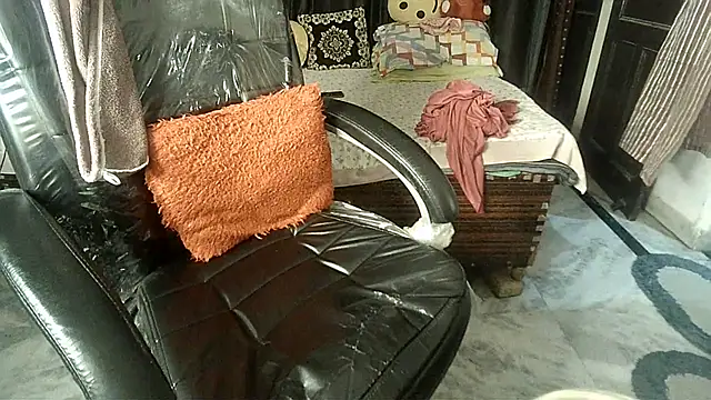 Snapshot of Anaconda-Mall chatting on 4, 7, 2026 Anaconda-Mall online show from 4, 7, 2026