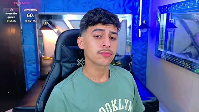 Snapshot of Alan_Del_Reyx chatting on 24, 9, 2025 Alan Del Reyx online show from 24, 9, 2025