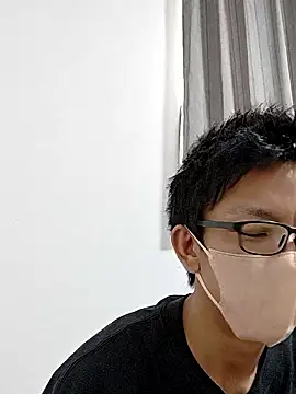 Snapshot of mitsuki0915 chatting on 6, 10, 2025 mitsuki0915 online show from 6, 10, 2025