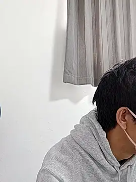 Snapshot of mitsuki0915 chatting on 17, 11, 2025 mitsuki0915 online show from 17, 11, 2025