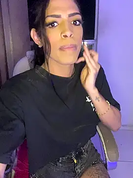 Snapshot of Lady_Dirty444 chatting on 28, 10, 2025 Lady Dirty444 online show from 28, 10, 2025