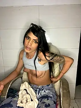 Snapshot of Lady_Dirty444 chatting on 19, 11, 2025 Lady Dirty444 online show from 19, 11, 2025