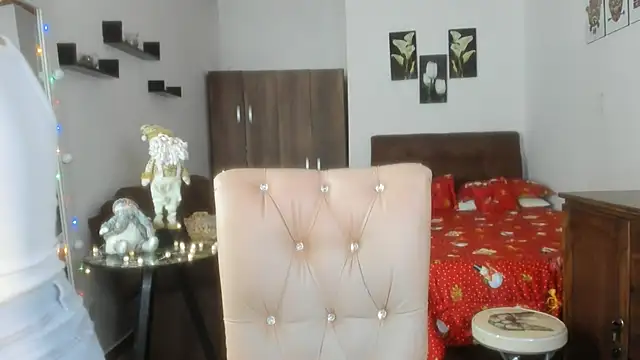 Bryony Sullyvan online show from 26, 12, 2024