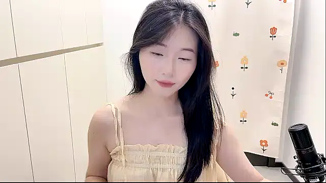 Snapshot of Rosalind_xixi chatting on 11, 9, 2025 Rosalind xixi online show from 11, 9, 2025