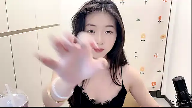 Snapshot of Rosalind_xixi chatting on 17, 9, 2025 Rosalind xixi online show from 17, 9, 2025