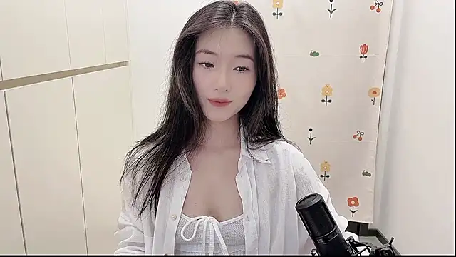 Snapshot of Rosalind_xixi chatting on 23, 9, 2025 Rosalind xixi online show from 23, 9, 2025