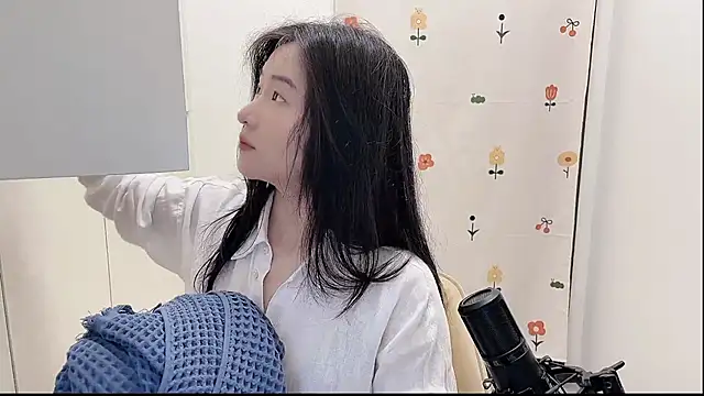 Snapshot of Rosalind_xixi chatting on 25, 9, 2025 Rosalind xixi online show from 25, 9, 2025