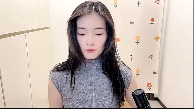 Snapshot of Rosalind_xixi chatting on 2, 10, 2025 Rosalind xixi online show from 2, 10, 2025