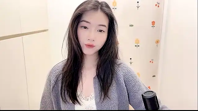 Snapshot of Rosalind_xixi chatting on 15, 10, 2025 Rosalind xixi online show from 15, 10, 2025