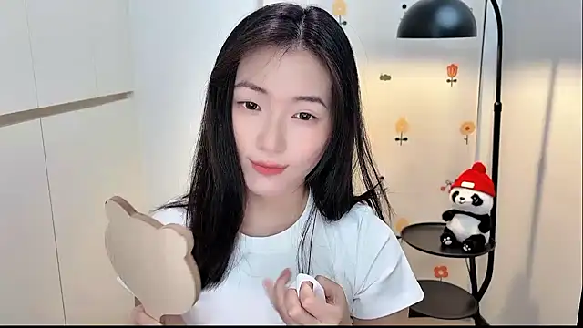 Snapshot of Rosalind_xixi chatting on 4, 12, 2025 Rosalind xixi online show from 4, 12, 2025