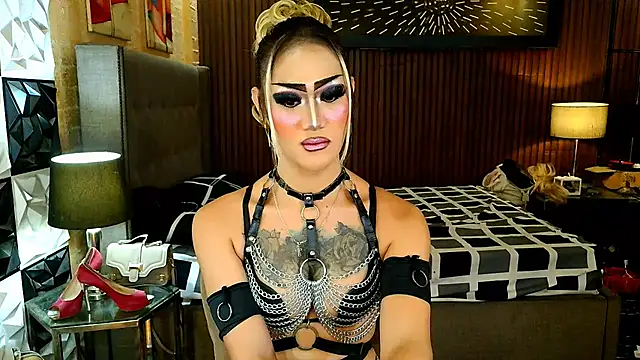 Snapshot of HorseCockDivine chatting on 3, 8, 2026 HorseCockDivine online show from 3, 8, 2026