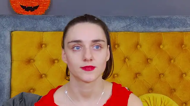 Jessica White  online show from 18, 11, 2025