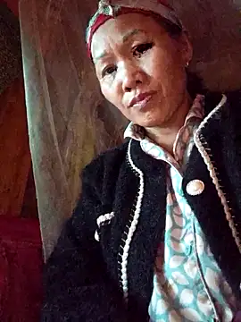 Snapshot of TinTin321 chatting on 11, 11, 2025 TinTin321 online show from 11, 11, 2025