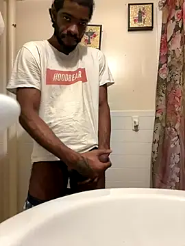 Snapshot of BigBDMari chatting on 9, 11, 2025 BigBDMari online show from 9, 11, 2025