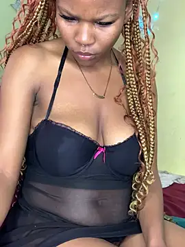 Snapshot of Seductive_Yellow_Titties chatting on 17, 5, 2026 Seductive Yellow Titties online show from 17, 5, 2026