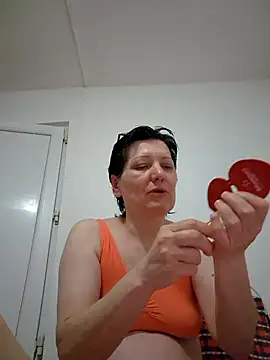 Vera Elle online show from 20, 4, 2026