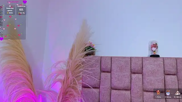 Snapshot of ScarlettLuxe chatting on 18, 12, 2025 ScarlettLuxe online show from 18, 12, 2025