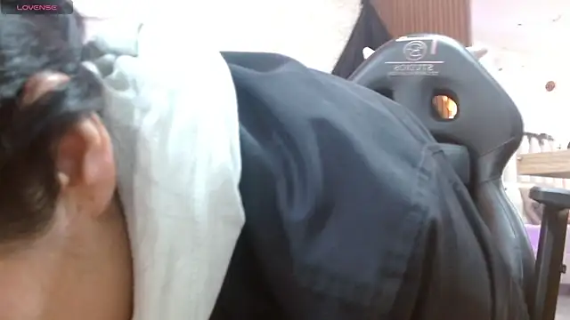 BLUE TAY1 online show from 2, 11, 2025