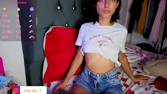 Snapshot of nina_sky chatting on 7, 11, 2025 nina sky online show from 7, 11, 2025