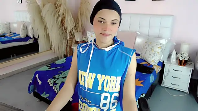 nathalialoes1 online show from 26, 11, 2025