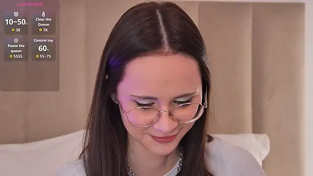 Snapshot of MartaBrent chatting on 20, 11, 2025 MartaBrent online show from 20, 11, 2025