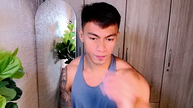 Snapshot of PinooyMilker chatting on 8, 11, 2025 PinooyMilker online show from 8, 11, 2025