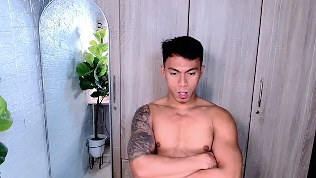 Snapshot of PinooyMilker chatting on 10, 11, 2025 PinooyMilker online show from 10, 11, 2025