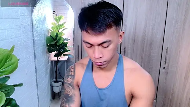 Snapshot of PinooyMilker chatting on 20, 11, 2025 PinooyMilker online show from 20, 11, 2025