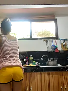 Snapshot of wildpussycat69 chatting on 25, 11, 2025 wildpussycat69 online show from 25, 11, 2025