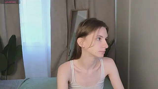 Snapshot of kaleriyaa_ chatting on 11, 7, 2026 kaleriyaa online show from 11, 7, 2026