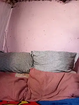 yummyhottie-clit online show from 16, 9, 2025