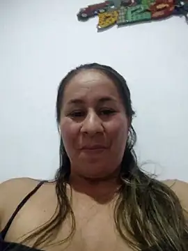 Snapshot of Nala1986 chatting on 5, 11, 2025 Nala1986 online show from 5, 11, 2025