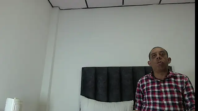 GabrielandAbigail online show from 29, 11, 2025