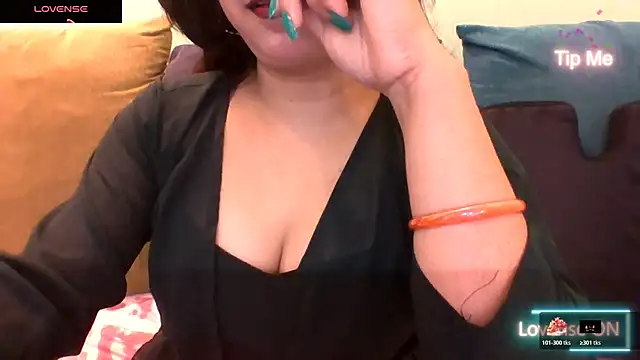 Snapshot of mitali_sanju chatting on 24, 11, 2025 mitali sanju online show from 24, 11, 2025