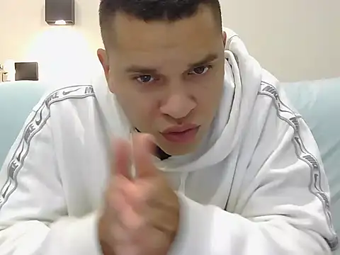 Snapshot of Krono_dikaprio_ chatting on 12, 3, 2026 Krono dikaprio online show from 12, 3, 2026