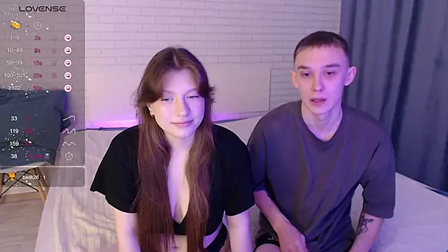Blushing couple online show from 18, 9, 2025
