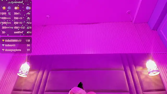 SamanthaaReed online show from 24, 10, 2025