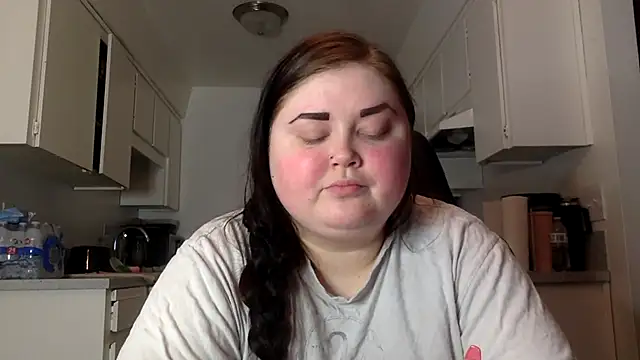 Snapshot of JJbaby1 chatting on 17, 11, 2025 JJbaby1 online show from 17, 11, 2025