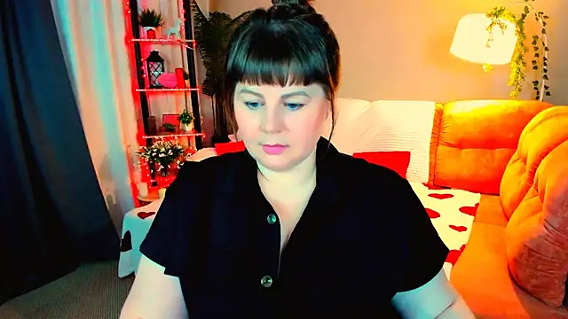 CrystaalStaar online show from 4, 4, 2026