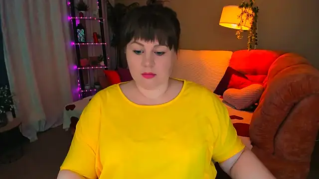 Snapshot of CrystaalStaar chatting on 9, 6, 2026 CrystaalStaar online show from 9, 6, 2026