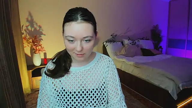 Snapshot of AlluringLookk chatting on 12, 11, 2025 AlluringLookk online show from 12, 11, 2025