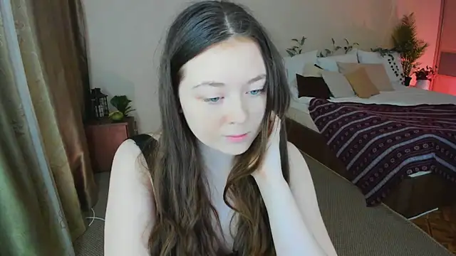 Snapshot of AlluringLookk chatting on 7, 2, 2026 AlluringLookk online show from 7, 2, 2026