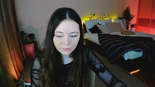 Snapshot of AlluringLookk chatting on 8, 2, 2026 AlluringLookk online show from 8, 2, 2026